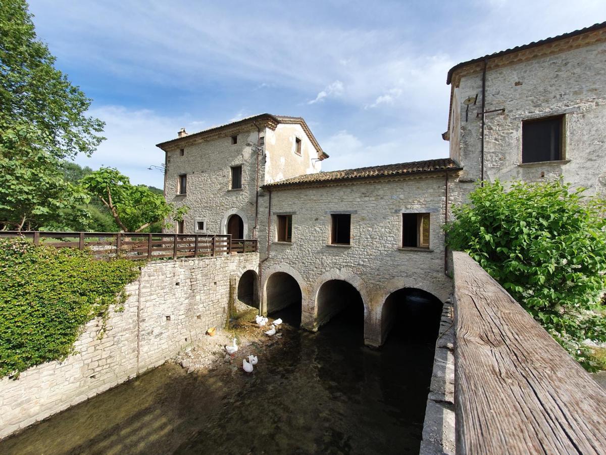Albergo Diffuso La Piana Dei Mulini Colle d'Anchise Exteriör bild