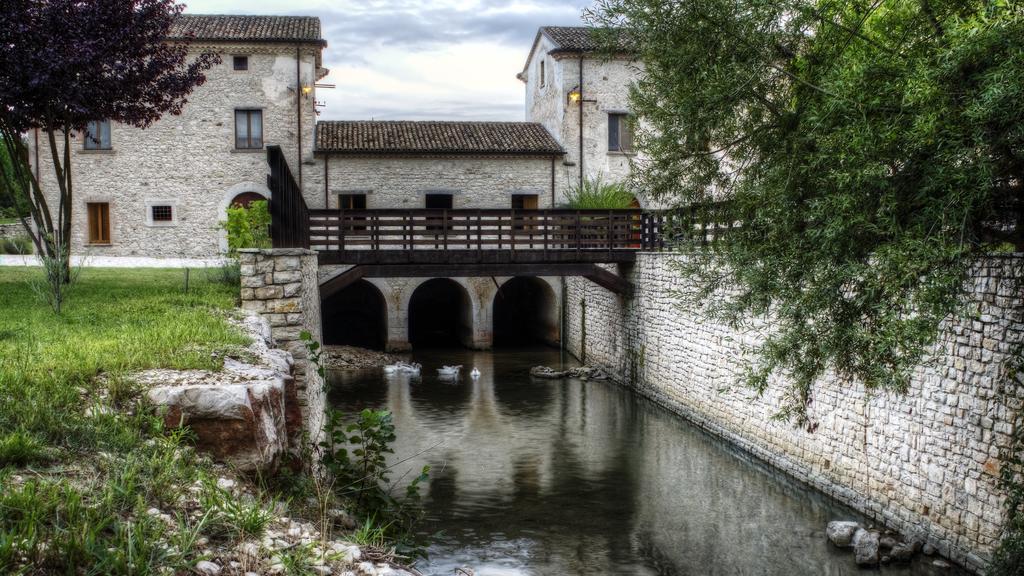 Albergo Diffuso La Piana Dei Mulini Colle d'Anchise Exteriör bild