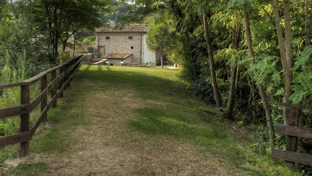 Albergo Diffuso La Piana Dei Mulini Colle d'Anchise Exteriör bild