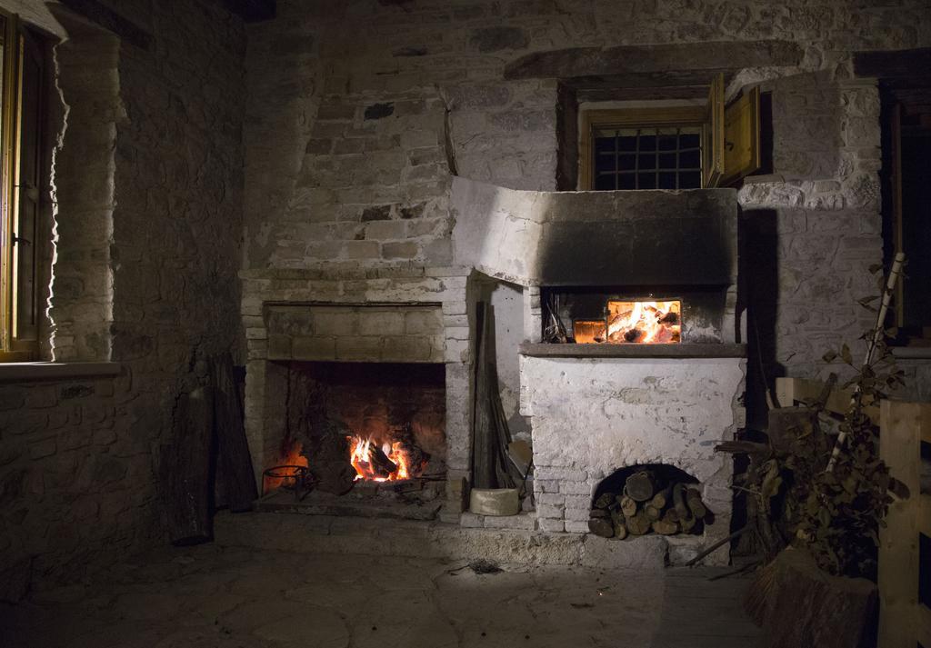 Albergo Diffuso La Piana Dei Mulini Colle d'Anchise Exteriör bild
