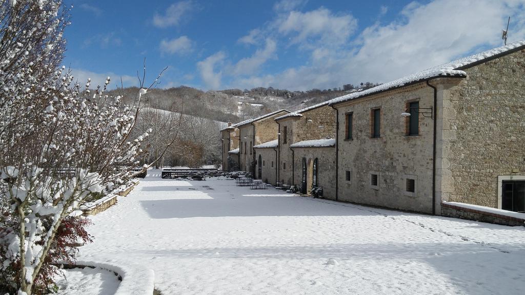 Albergo Diffuso La Piana Dei Mulini Colle d'Anchise Exteriör bild