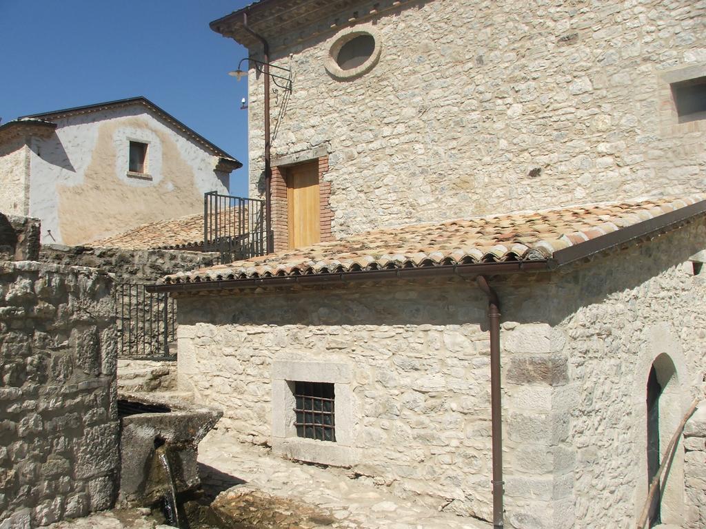 Albergo Diffuso La Piana Dei Mulini Colle d'Anchise Exteriör bild