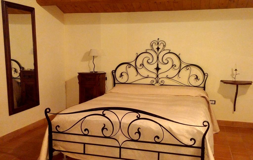 Albergo Diffuso La Piana Dei Mulini Colle d'Anchise Exteriör bild