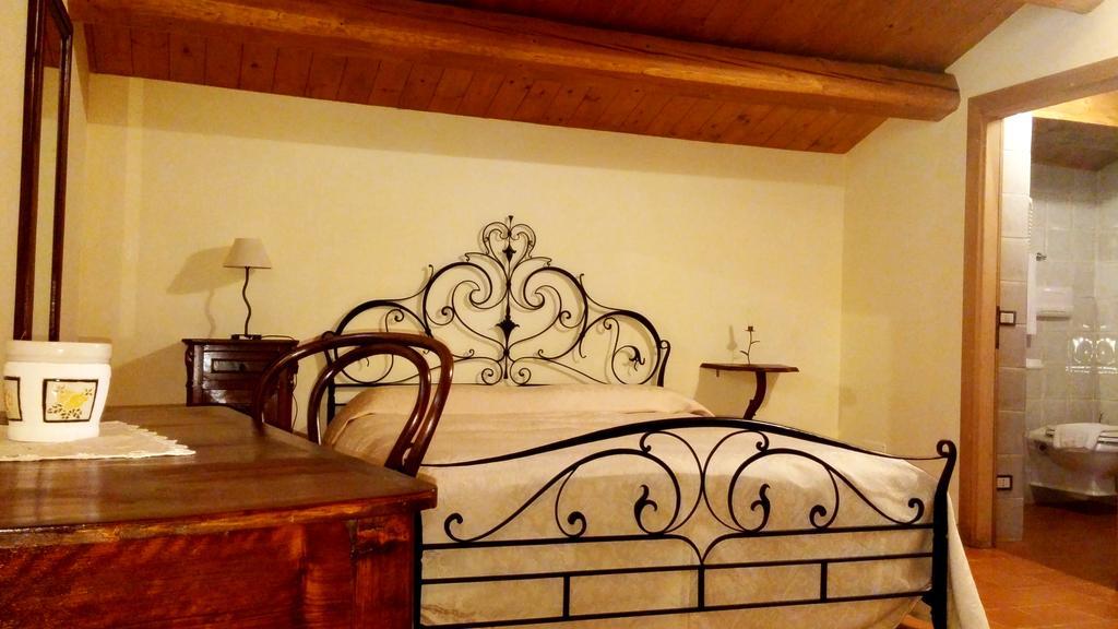 Albergo Diffuso La Piana Dei Mulini Colle d'Anchise Exteriör bild