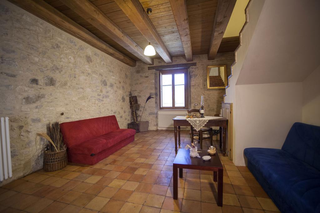 Albergo Diffuso La Piana Dei Mulini Colle d'Anchise Exteriör bild