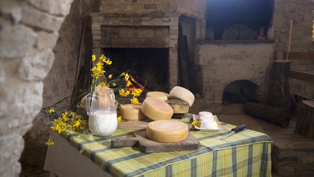 Albergo Diffuso La Piana Dei Mulini Colle d'Anchise Exteriör bild